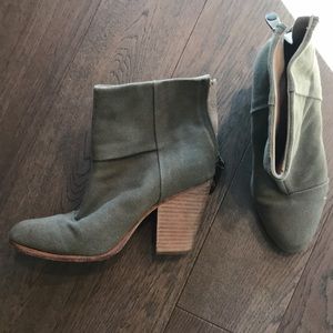 Rag and bone Newbury bootie size 7 or 37